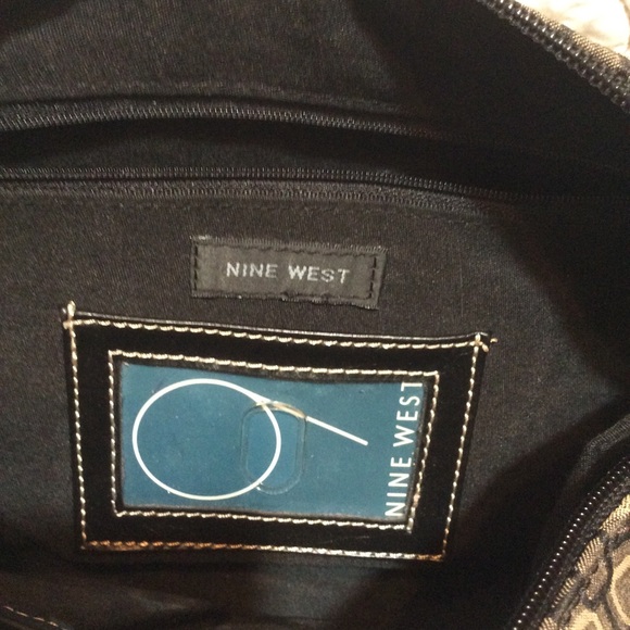 Nine West black,tan,grey print purse - Picture 2 of 8